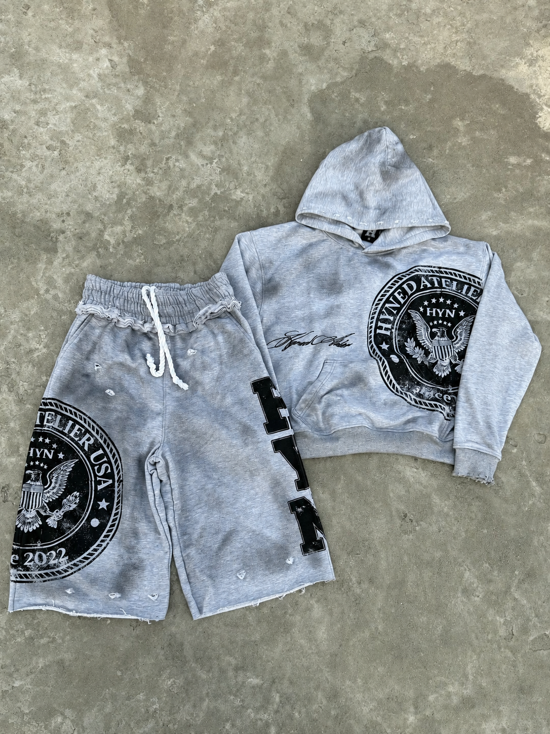 Signature Hoodie - Grey/Black
